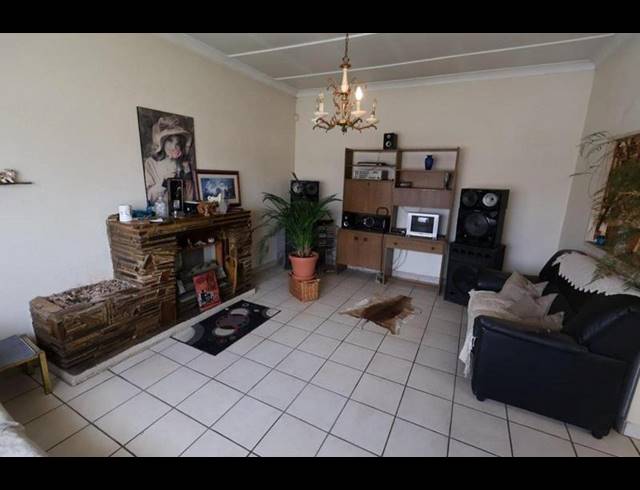 3 BEDROOM HOUSE FOR SALE IN ROSETTENVILLE